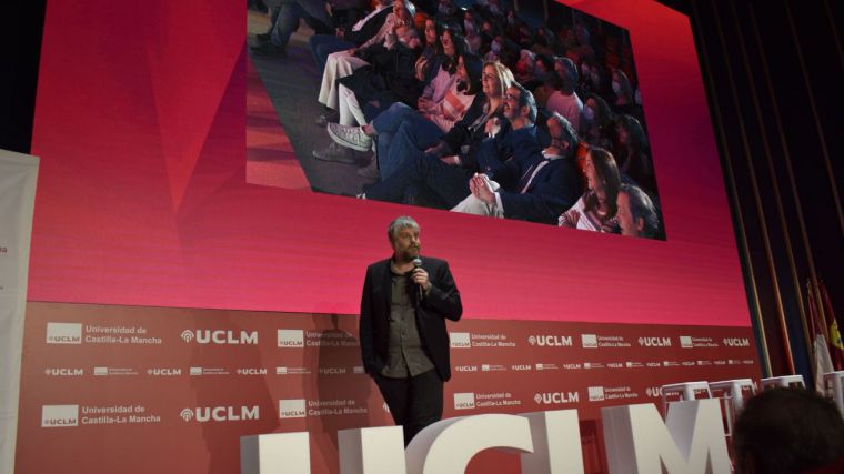 El ingenio de Raúl Cimas brilla en el evento ‘UCLM Abierta’, que ha mostrado la universidad a la sociedad