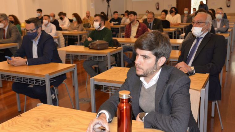 El 16 Foro de Empleo de la UCLM pondrá en contacto a 1000 estudiantes con 80 empresas y gestionará 200 ofertas de trabajo