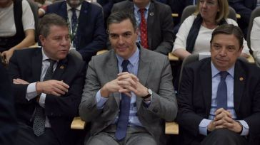 Pedro Sánchez reivindica Fenavin como cita para impulsar uno de los sectores "más emblemáticos" de España