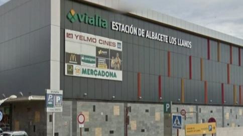 Parking de la estación de Albacete - Los Llanos.