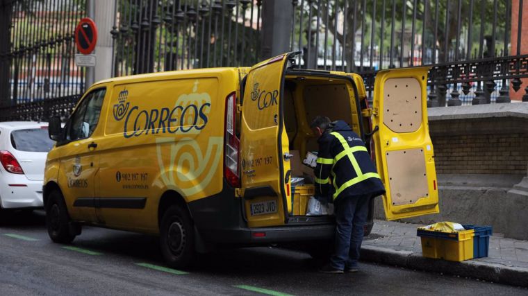 Correos ya ofrece servicio de recogida de paquetes en el domicilio