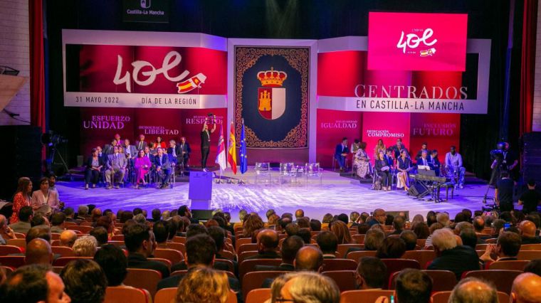 La sociedad de Castilla-La Mancha celebra los hitos alcanzados en la región en 40 años y apuesta por avanzar en igualdad ante los retos futuros