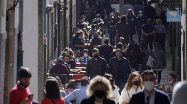 La liberación de la "demanda reprimida" durante la pandemia tira de la economía española