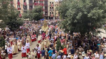 Toledo vive con emoción el Corpus del reencuentro a pesar del calor