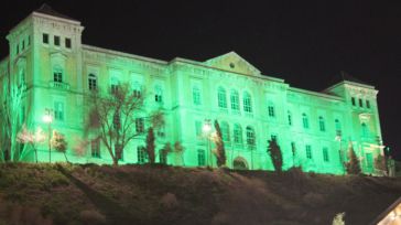 La Diputación de Toledo se ilumina hoy de verde en apoyo al Día Mundial de la ELA