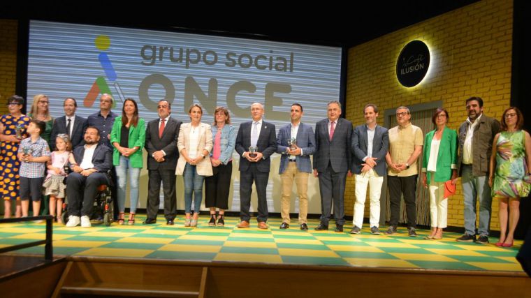 Ana Gómez destaca los muchos méritos de los galardonados en los Premios Solidarios ONCE 2022