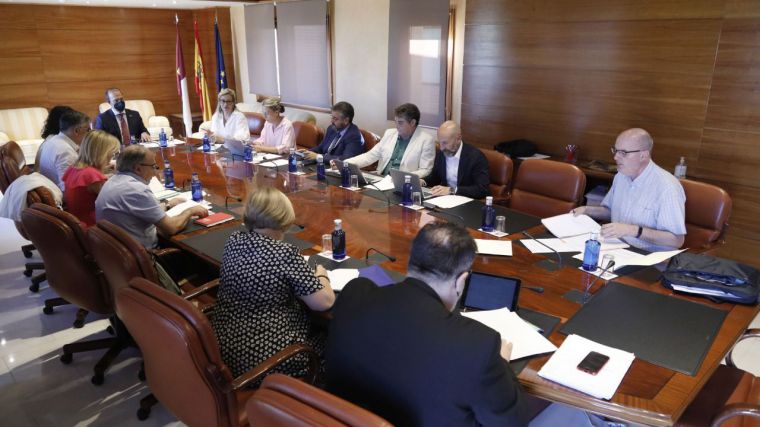 El Pleno del jueves debate sobre sanidad, educación y servicios sociales