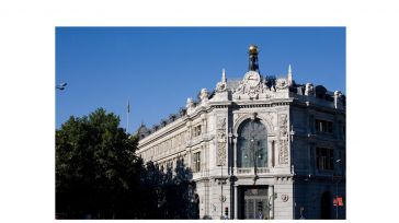 El Tesoro coloca 5.334 millones y empieza a pagar por las letras a 6 meses por primera vez desde 2015