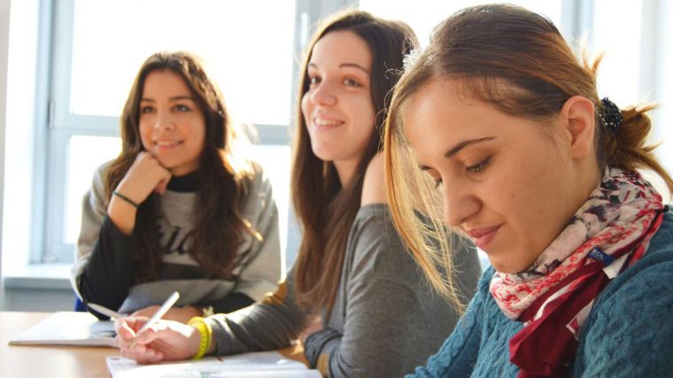 La UCLM abre la matrícula en sus cursos de inglés, francés, alemán, italiano, japonés y árabe