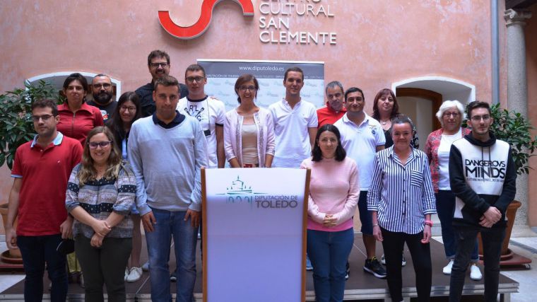 Ana Gómez y Andrés Martínez clausuran el curso de formación de la “Red de Municipios Socialmente Responsables”