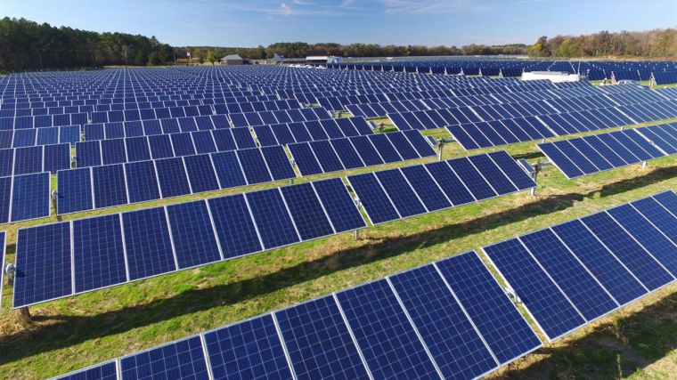 Amazon supera los 1,5 GW de capacidad renovable en España con dos nuevos proyectos solares y eólicos