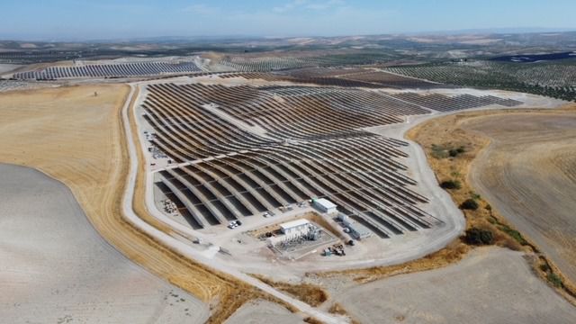 La constructora OHLA se adjudica un proyecto de planta fotovoltaica de 100MW en Tarancón (Cuenca)