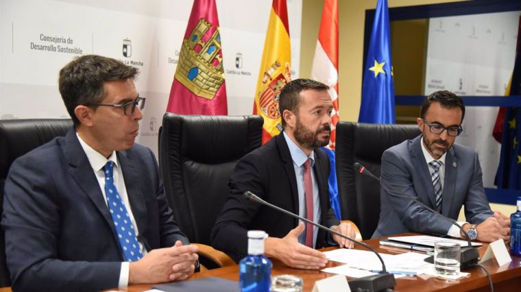 El plan de ahorro energético regional prevé entre sus medidas optimizar la apertura y cierre de edificios públicos