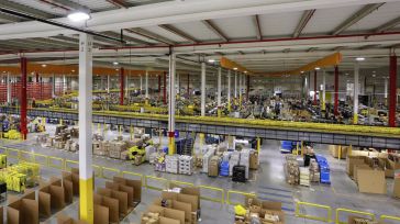 Amazon vuelve a abrir las puertas de sus centros logísticos en España a los ciudadanos