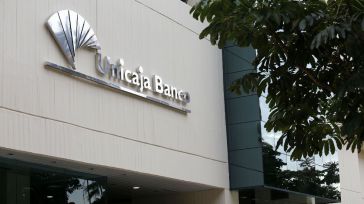 Unicaja dará un giro a su red de oficinas tras la integración de Liberbank y el fin del ERE
