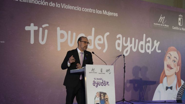 El presidente de las Cortes de Castilla-La Mancha asegura que “no hay excusas” para haber roto el consenso parlamentario contra la violencia machista