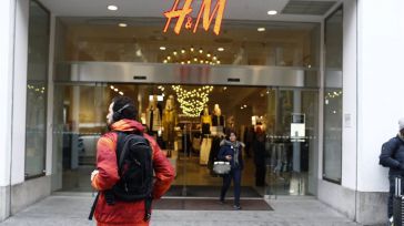 H&amp;M prepara 1.500 despidos para reducir costes y ser más eficiente