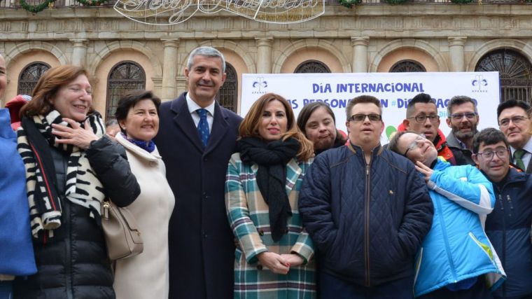 Álvaro Gutiérrez muestra su cercanía y sensibilidad con todas las personas con discapacidad intelectual y del desarrollo