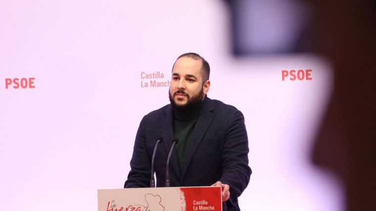 El PSOE reprueba a Núñez por 'abrazar abiertamente a una alternativa de carambola entre PP y Vox' en CLM 
