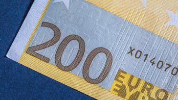 Desde hoy se puede solicitar la nueva ayuda de 200 euros: Te explicamos cómo y dónde