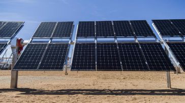 La CNMC investiga a uno de los desarrolladores de plantas solares en CLM por posible abuso de posición dominante