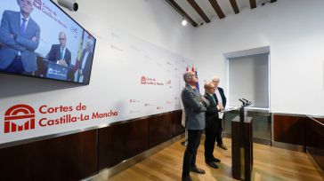 Las Cortes regionales editan un libro sobre la memoria documental del Movimiento Comunero