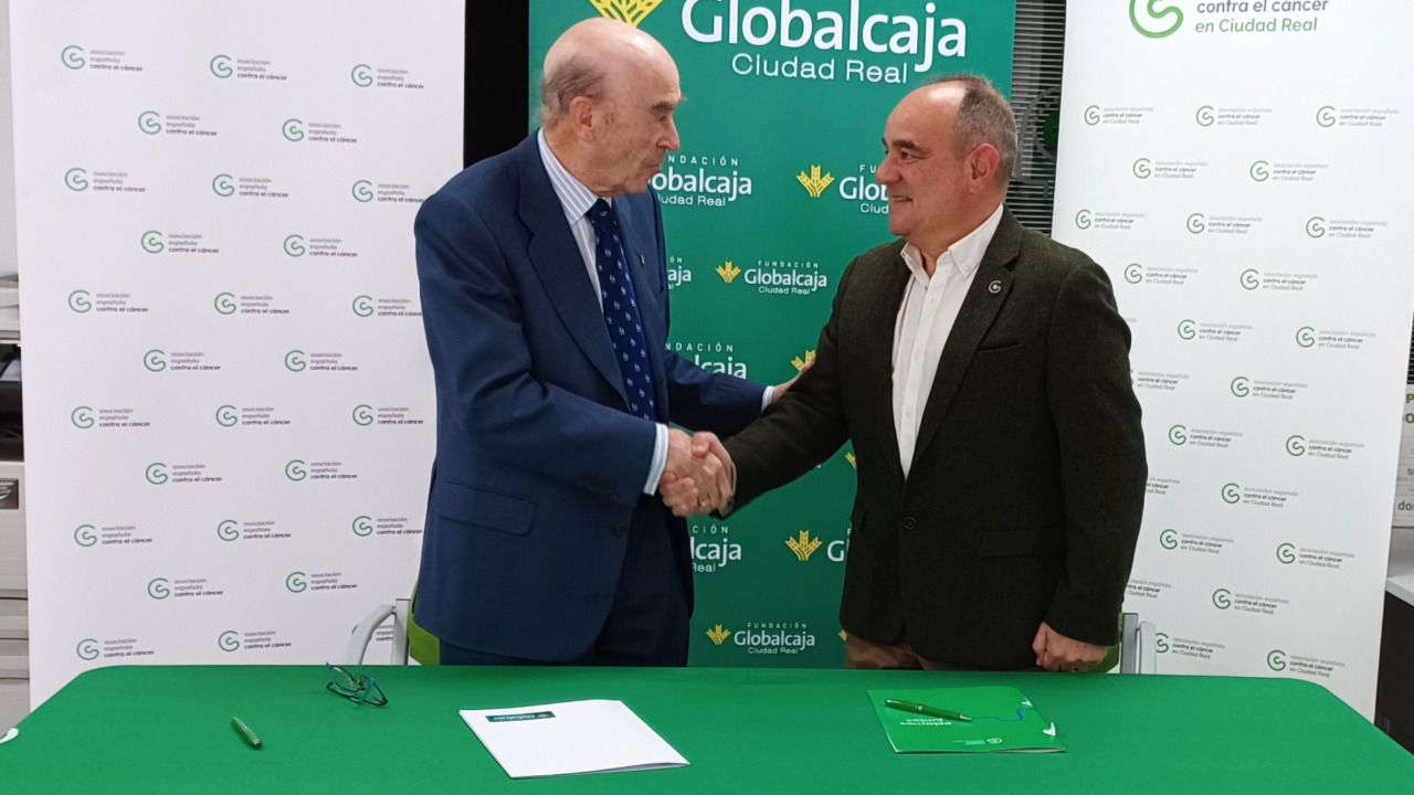 La Fundación Globalcaja Ciudad Real colabora con la Asociación Española Contra el Cáncer en Ciudad Real para llevar los servicios de fisioterapia, nutrición y logopedia a pacientes oncológicos