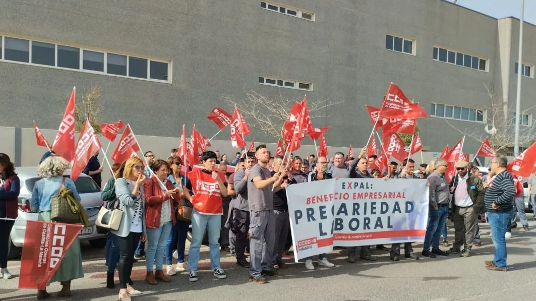 CCOO celebra el 'apoyo masivo' a la primera jornada de huelga y movilizaciones en EXPAL Albacete 