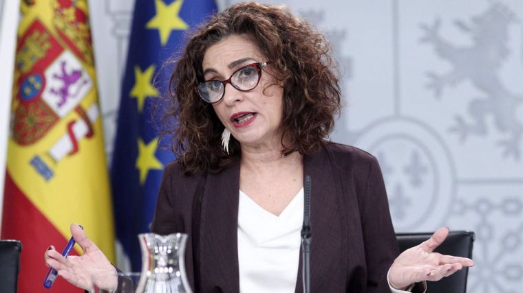 Montero afirma que la carta a Ferrovial no era para 'presionar', sino para negar que no pueda cotizar en EEUU