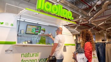 Primark se asocia con Llaollao: Puestos de helado dentro de las tiendas de ropa de la cadena