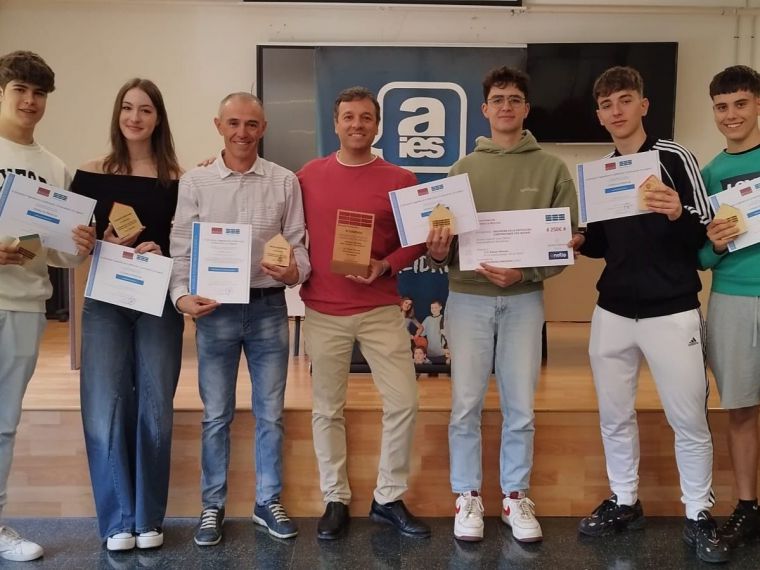 El IES Albasit gana la fase regional de la III Olimpiada ‘Ingeniería en la Edificación’ que organiza la Escuela Politécnica del Campus de Cuenca