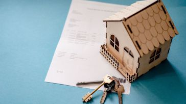 Frenazo de las hipotecas en marzo: Se desploman el número de operaciones y el capital prestado