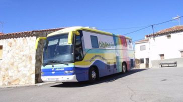 Un total de tres bibliobuses seguirán garantizando la lectura a los habitantes de 171 localidades de Guadalajara