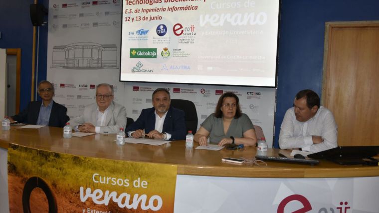 Comienzan en el Campus de Albacete los cursos de verano de la UCLM abordando los fundamentos y usos de la tecnología blockchain