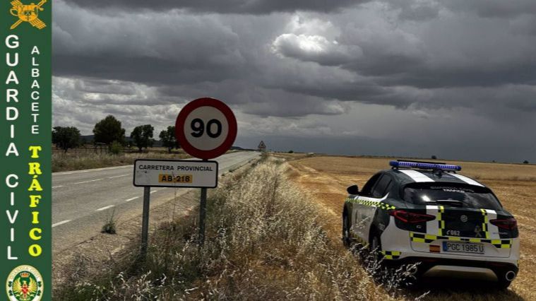 Investigan a un conductor en La Roda por circular a 190 kilómetros por hora en una vía limitada a 90
 
 