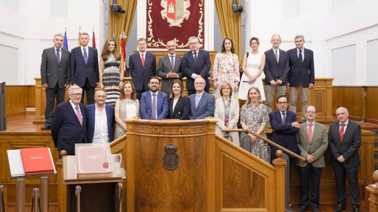 Bellido recibe a una delegación del Tribunal de Cuentas y los órganos de control de todo el país