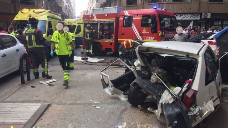 Cuatro heridos tras la colisión de dos vehículos en Puertollano (Ciudad Real)
