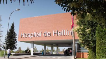 Heridos dos menores tras chocar su motocicleta con un turismo en Elche de la Sierra (Albacete)
