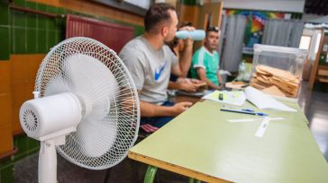 Temperaturas de hasta 39º se dejan notar en CLM donde votantes y miembros de las mesas se quejan del calor