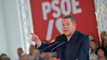 Page apoya a Barbón en su investidura y evita hablar de si ambos son los barones con más peso dentro del PSOE