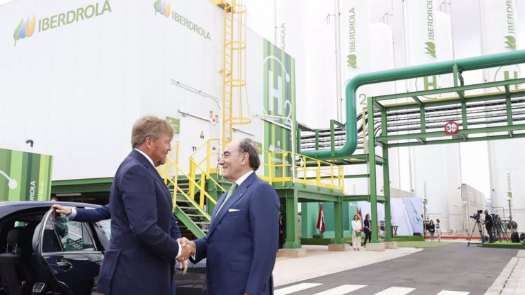 Iberdrola acelera la producción de hidrógeno verde en la planta de Puertollano, la más grande de Europa 