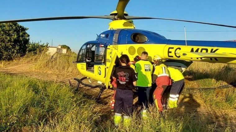 Siguen graves en la UVI los heridos en el accidente del turismo arrollado por un tren en Calera y Chozas