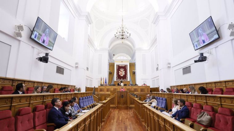 Las Cortes abordarán este jueves en el pleno el 'techo de gasto' de la región y los daños producidos por la DANA