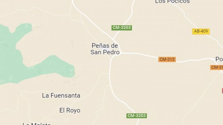 Una fallecida y dos heridos tras una salida de vía de un turismo en la CM-313 en Peñas de San Pedro