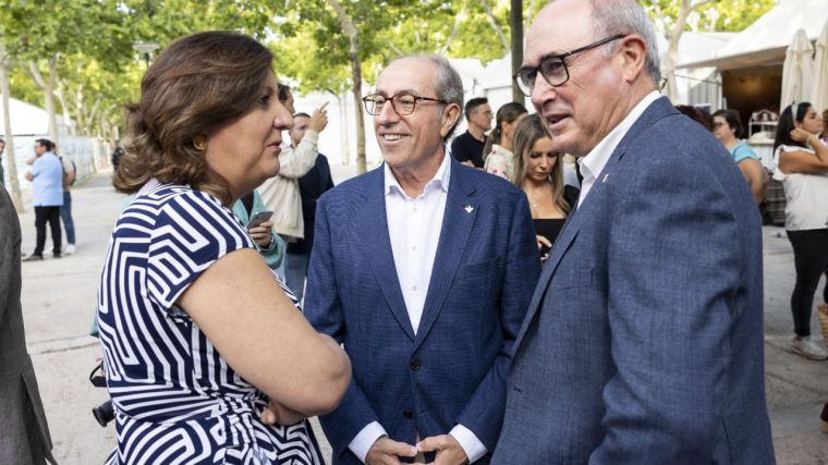 El presidente de Globalcaja respaldó a las mujeres empresarias en el tradicional encuentro ferial de AMEPAP