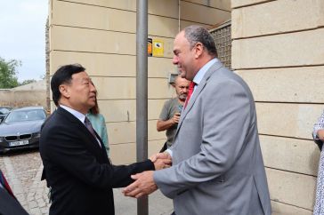 El Gobierno de Castilla-La Mancha impulsa las relaciones comerciales con la provincia china de Sichuan