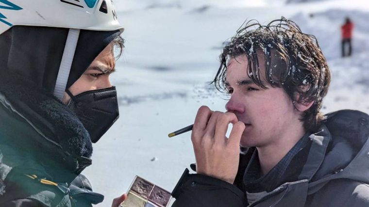 El maquillador argamasillero Jesús García competirá por el Oscar como parte de la película 'La sociedad de la nieve'