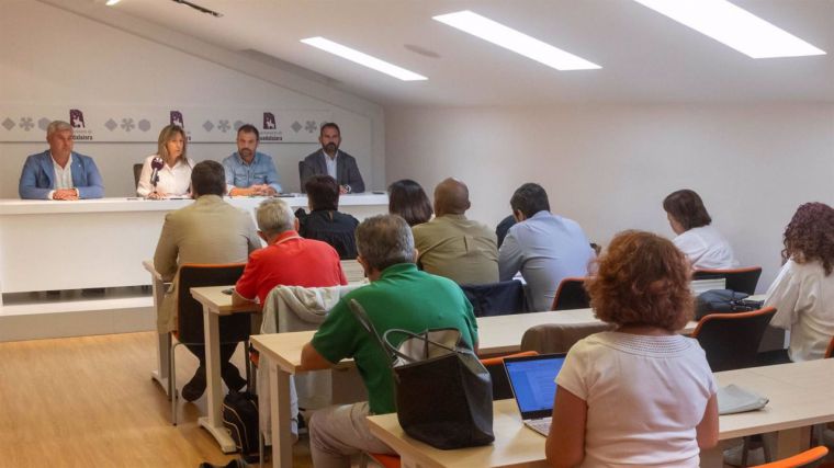 Guarinos apunta a un cambio 'en el fondo y en la forma' de hacer política durante sus primeros 100 días de gobierno