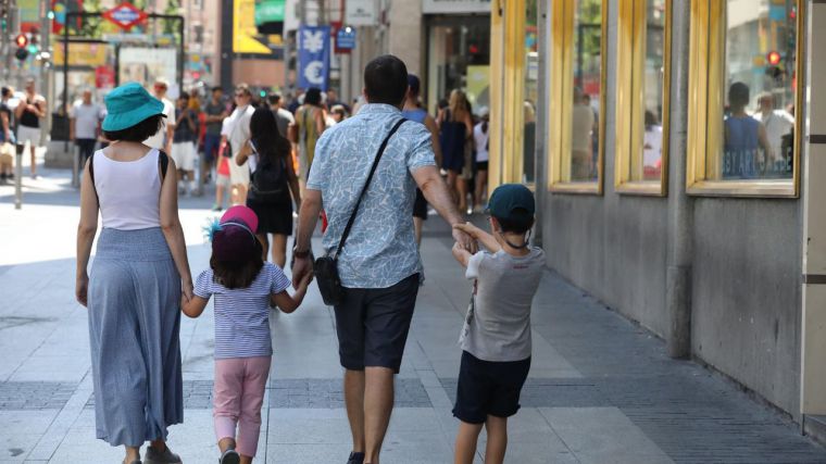 La tasa de ahorro de los hogares se dispara al 20% en el segundo trimestre, la más alta en dos años