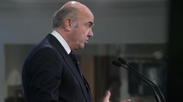 De Guindos prevé que la caída de la inflación "no será tan intensa" y anticipa un estancamiento económico